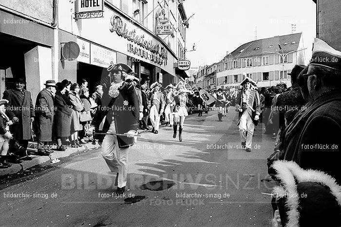 1971 Karnevalsumzug - Veilchendienstag in Sinzig: KRVLSN-014431