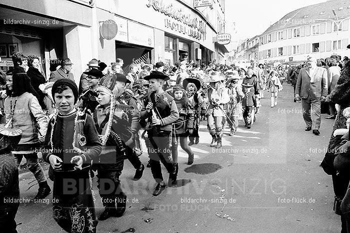 1971 Karnevalsumzug - Veilchendienstag in Sinzig: KRVLSN-014438