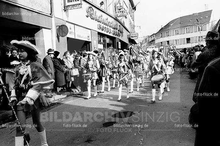 1971 Karnevalsumzug - Veilchendienstag in Sinzig: KRVLSN-014440