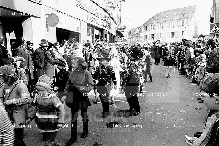 1971 Karnevalsumzug - Veilchendienstag in Sinzig: KRVLSN-014451