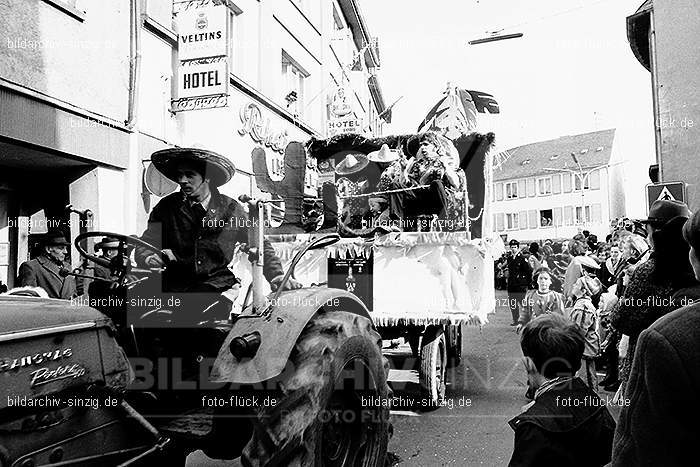 1971 Karnevalsumzug - Veilchendienstag in Sinzig: KRVLSN-014461