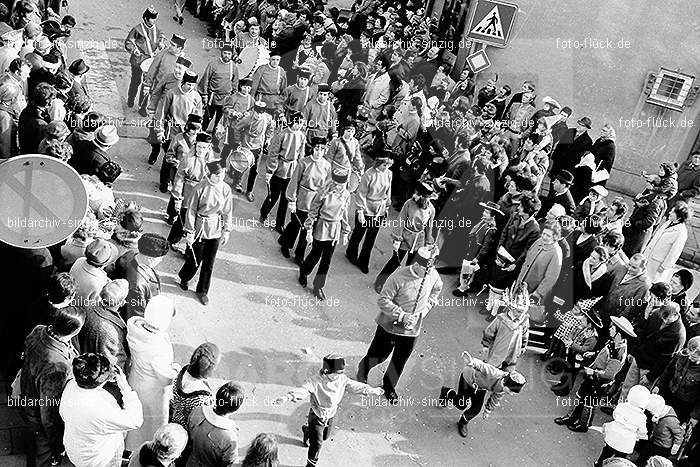1971 Karnevalsumzug - Veilchendienstag in Sinzig: KRVLSN-014502