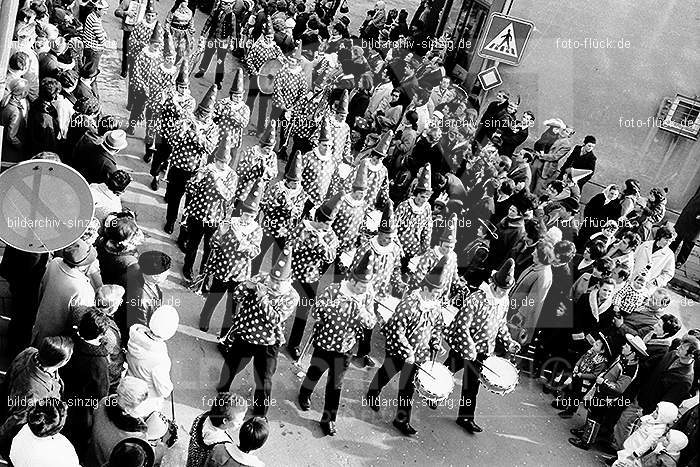 1971 Karnevalsumzug - Veilchendienstag in Sinzig: KRVLSN-014510