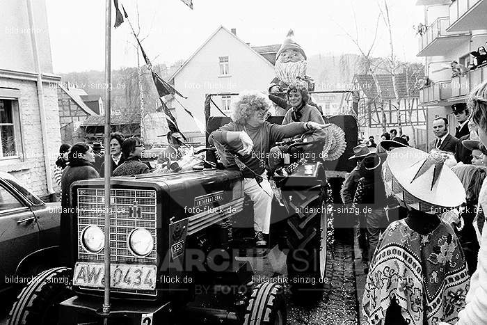 1971 Karnevalsumzug - Veilchendienstag in Sinzig: KRVLSN-014519