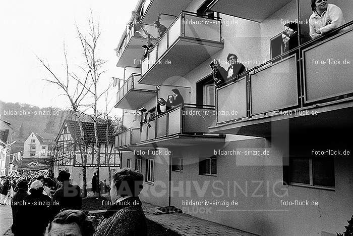 1971 Karnevalsumzug - Veilchendienstag in Sinzig: KRVLSN-014525