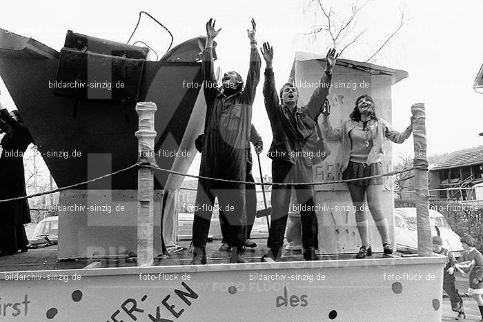 1971 Karnevalsumzug - Veilchendienstag in Sinzig: KRVLSN-014535