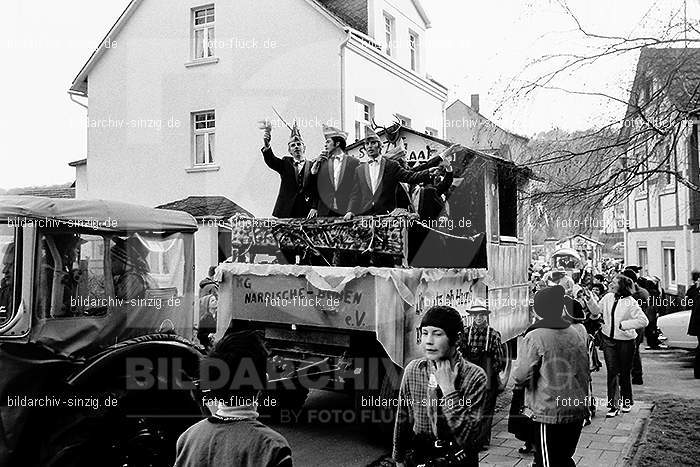 1971 Karnevalsumzug - Veilchendienstag in Sinzig: KRVLSN-014539