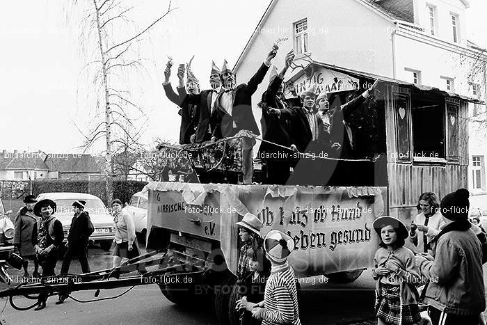 1971 Karnevalsumzug - Veilchendienstag in Sinzig: KRVLSN-014540