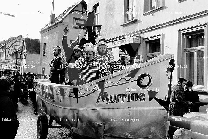 1971/1970 Karnevalsumzug in Westum: KRWS-014599