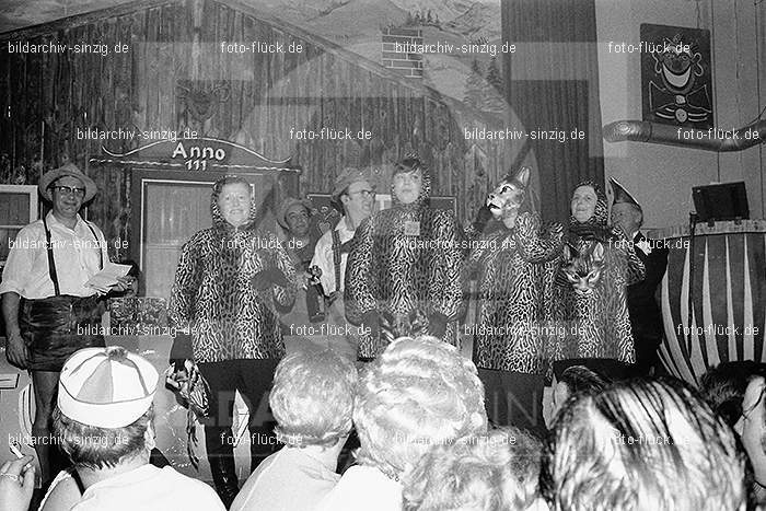 1971/1970 Karneval Ball im Saalherges Westum: KRBLSLWS-014621