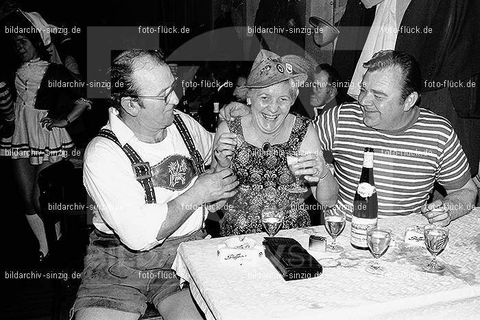 1971/1970 Karneval Ball im Saalherges Westum: KRBLSLWS-014632