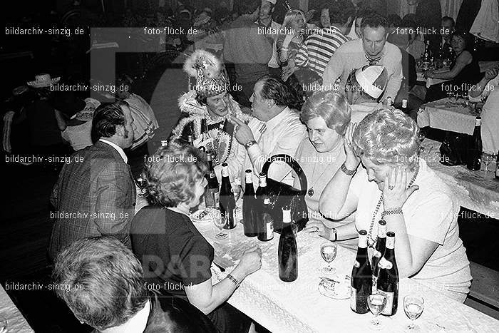 1971/1970 Karneval Ball im Saalherges Westum: KRBLSLWS-014638