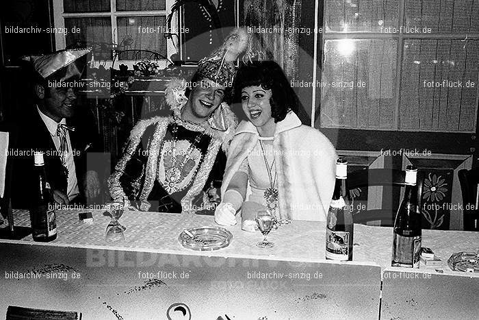 1971/1970 Karneval Ball im Saalherges Westum: KRBLSLWS-014658