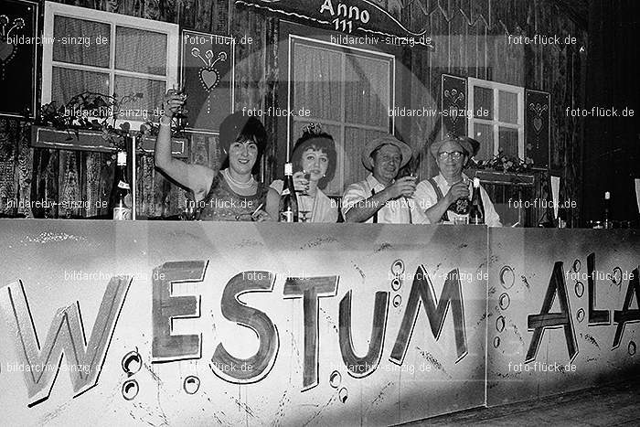 1971/1970 Karneval Ball im Saalherges Westum: KRBLSLWS-014666