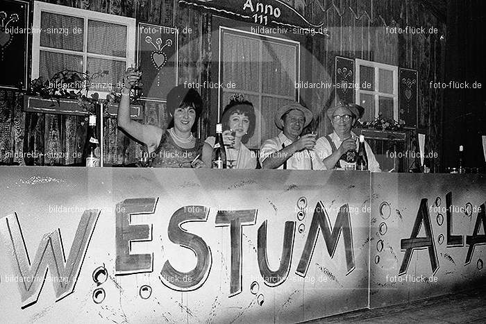 1971/1970 Karneval Ball im Saalherges Westum: KRBLSLWS-014666