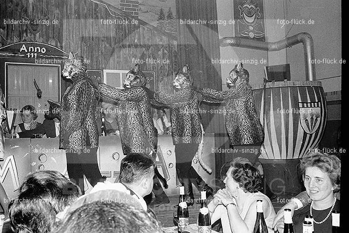 1971/1970 Karneval Ball im Saalherges Westum: KRBLSLWS-014676