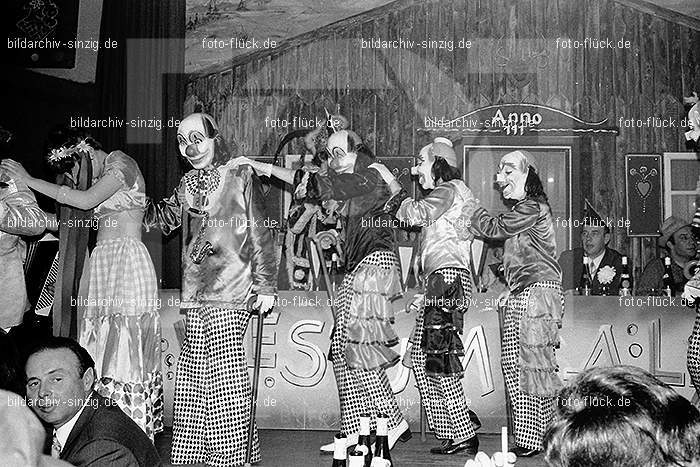 1971/1970 Karneval Ball im Saalherges Westum: KRBLSLWS-014677
