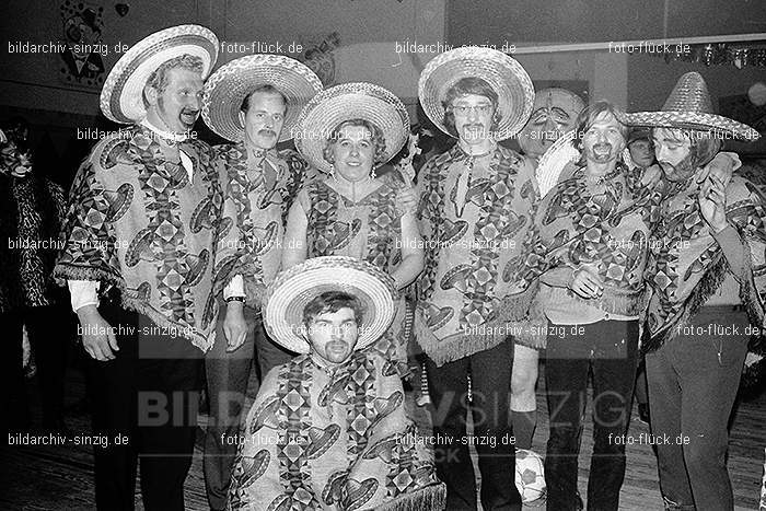 1971/1970 Karneval Ball im Saalherges Westum: KRBLSLWS-014681