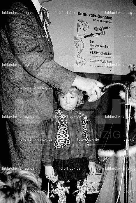 1971/1970 TV-08 Kinderball im Helenensaal Sinzig: TVKNHLSN-014749