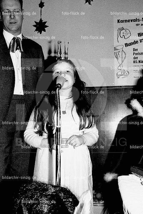 1971/1970 TV-08 Kinderball im Helenensaal Sinzig: TVKNHLSN-014816