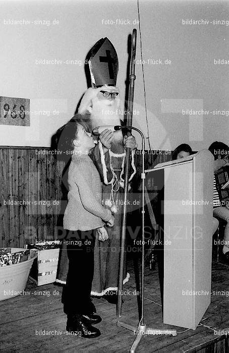 1970 Nikolausfeier in Freiweg Sinzig: NKFRSN-015060