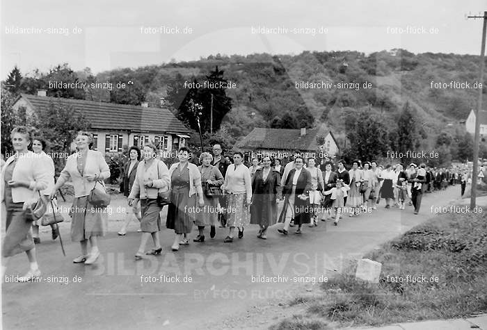 Heiliger Jodokus Wallfahrt nach Langenfeld ca. 1950 – 1975: HLJDWLLNC-001508