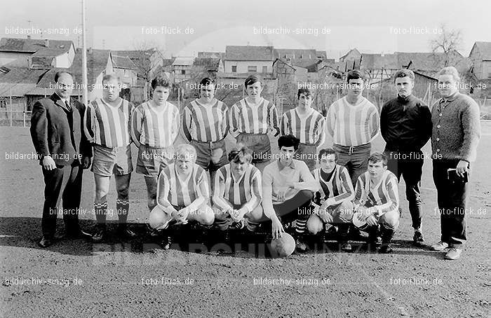 1970 Fußballmannschaft in Löhndorf: FSLH-015157