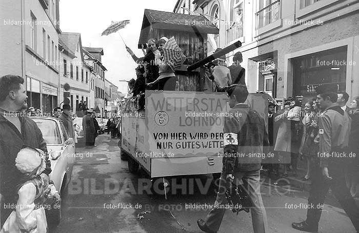 1970 Karneval - Kinderzug in Sinzig: KNSN-015210