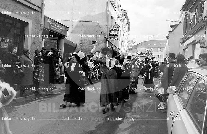 1970 Karneval - Kinderzug in Sinzig: KNSN-015214