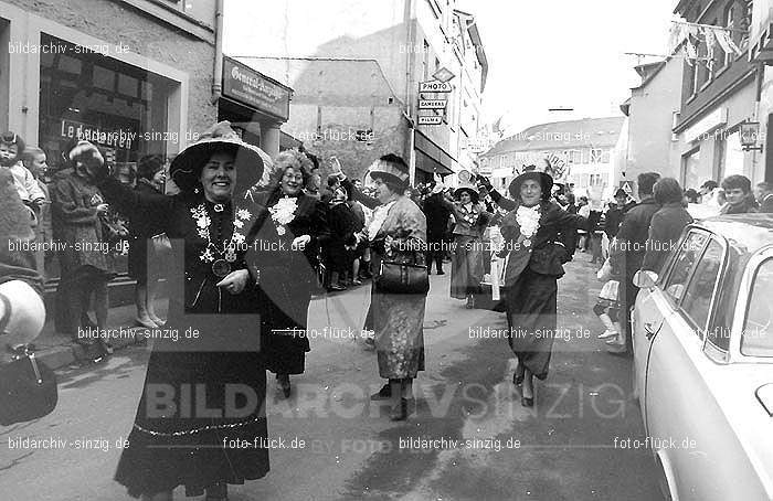 1970 Karneval - Kinderzug in Sinzig: KNSN-015215