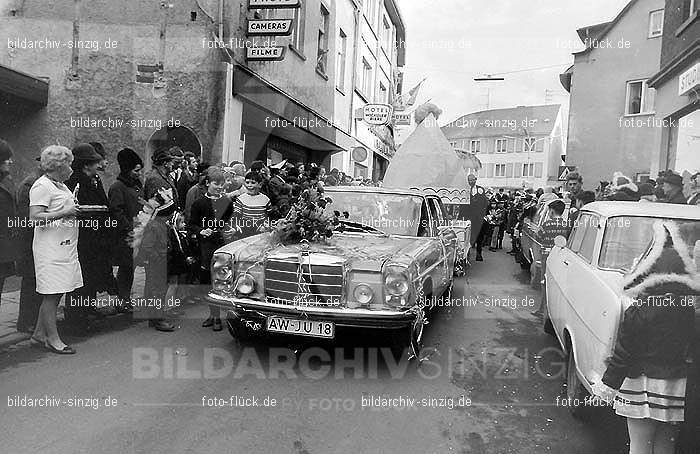 1970 Karneval - Kinderzug in Sinzig: KNSN-015220