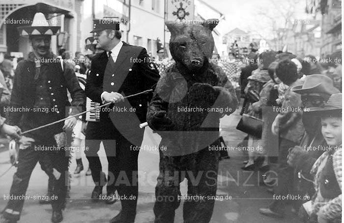 1970 Karneval - Kinderzug in Sinzig: KNSN-015245