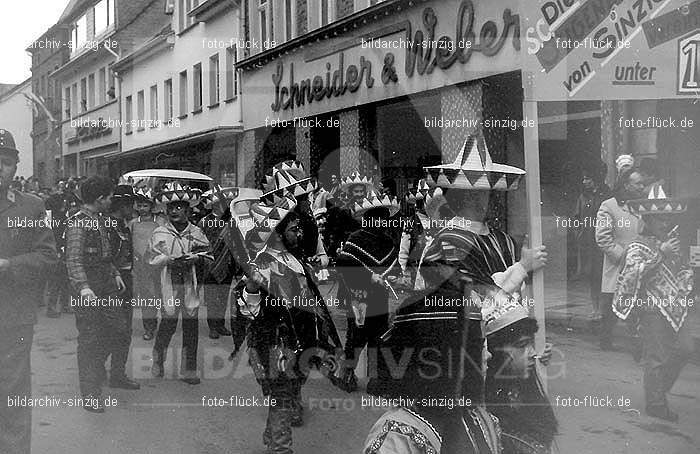 1970 Karneval - Kinderzug in Sinzig: KNSN-015252