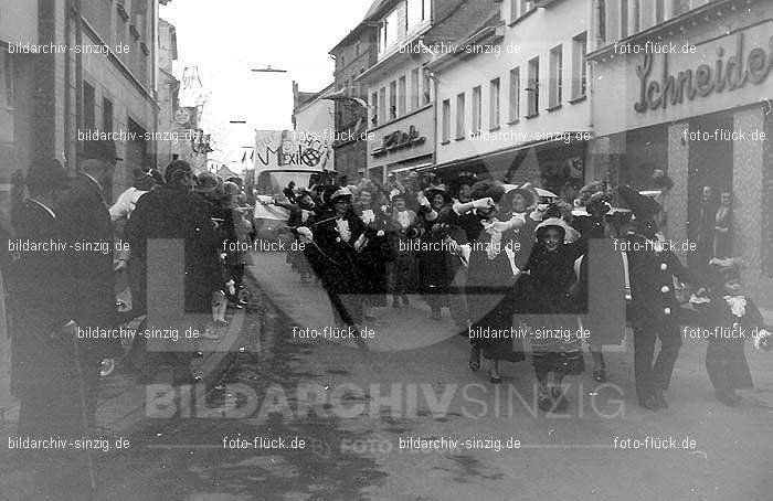1970 Karneval - Kinderzug in Sinzig: KNSN-015254