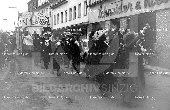 1970 Karneval - Kinderzug in Sinzig: KNSN-015256