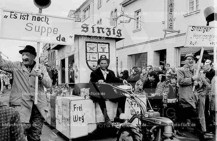 1970 Karneval - Kinderzug in Sinzig: KNSN-015331