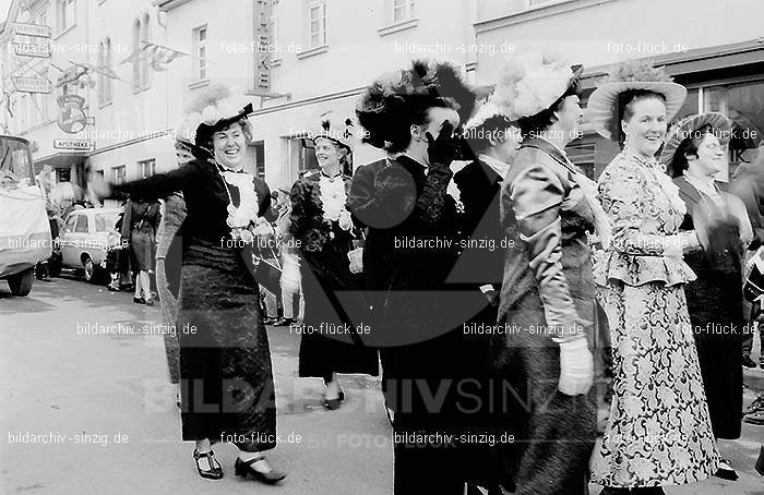 1970 Karneval - Kinderzug in Sinzig: KNSN-015383