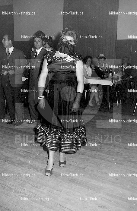 1970 Lumpenball im Helenensaal Sinzig: LMHLSN-015406