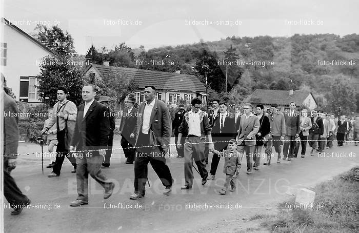 Heiliger Jodokus Wallfahrt nach Langenfeld ca. 1950 – 1975: HLJDWLLNC-001551