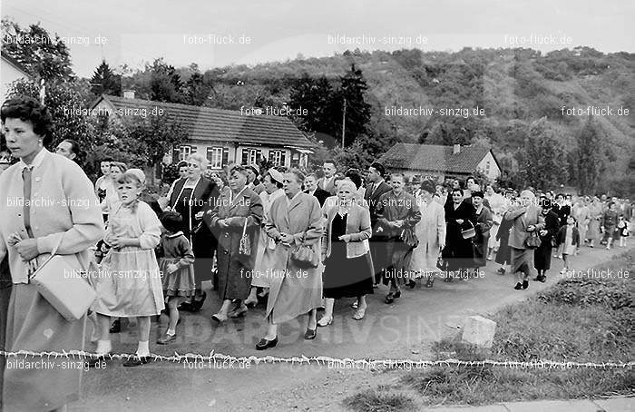 Heiliger Jodokus Wallfahrt nach Langenfeld ca. 1950 – 1975: HLJDWLLNC-001557