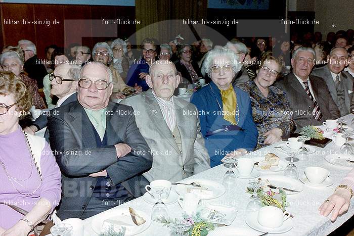 Altenfeier in Sinzig Helensaal 1979: LTSNHL-015681