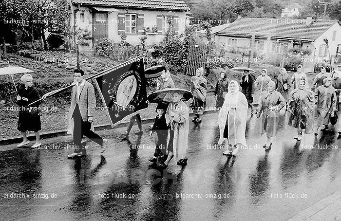 Heiliger Jodokus Wallfahrt nach Langenfeld ca. 1950 – 1975: HLJDWLLNC-001586