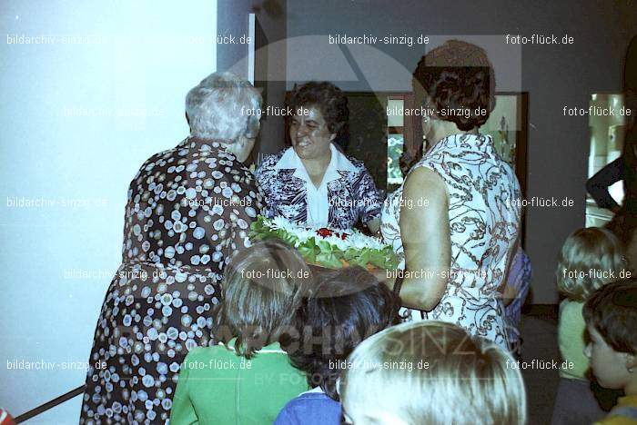 1977 40- jähriges Jubiläum von Tante Käthe im Kath. Kindergarten St. Peter Sinzig: JHJBTNKTKTKNSTPTSN-016016