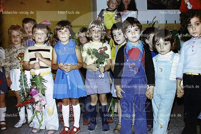 1977 40- jähriges Jubiläum von Tante Käthe im Kath. Kindergarten St. Peter Sinzig: JHJBTNKTKTKNSTPTSN-016035
