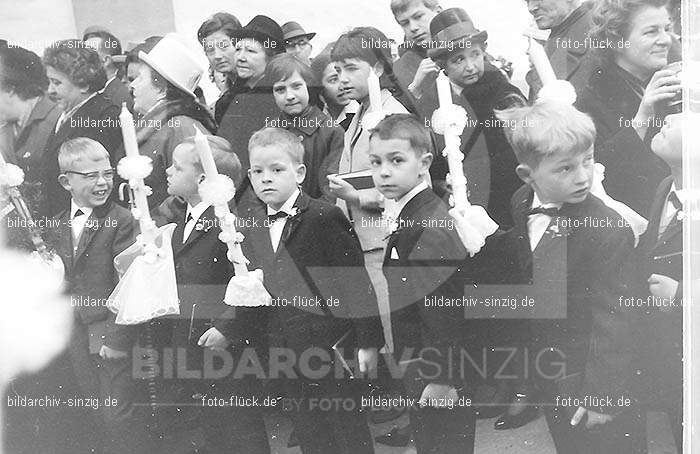 Kinder Kommunion in Sinzig in den 50er und 60er Jahren: KNKMSN-001608