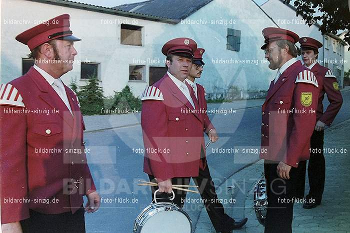 1981 Gruppenfotos vom Spielmannszug Löhndorf: GRSPLH-016158