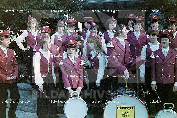 1981 Gruppenfotos vom Spielmannszug Löhndorf: GRSPLH-016165