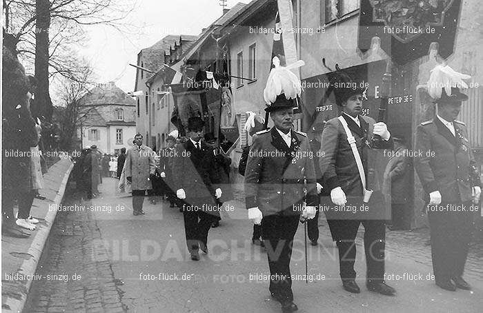 Kinder Kommunion in Sinzig in den 50er und 60er Jahren: KNKMSN-001621