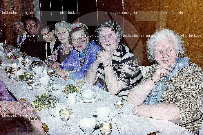 Altenfeier in Sinzig Helensaal 1979: LTSNHL-016218