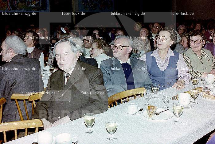 Altenfeier in Sinzig Helensaal 1979: LTSNHL-016241